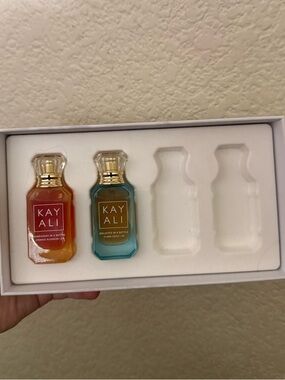 Kayali Mini Perfume Set - Orange & Teal Bottles